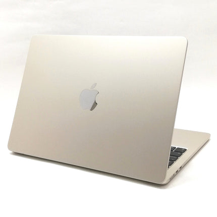 MacBook Air M2 / 13インチ / 2022(2024) / 16GB / 256GB / スターライト / ランク:A / MC7W4J/A / 【中古品管理番号:37358】