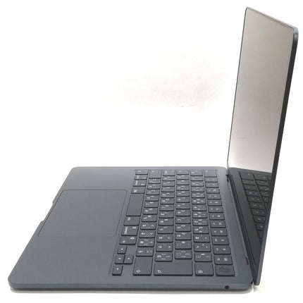 MacBook Air M3 / 13インチ / 2024 / 16GB / 256GB / ミッドナイト / ランク:A / MC8K4J/A / 【中古品管理番号:37359】