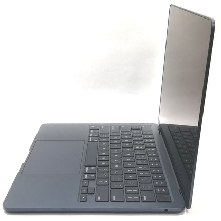 MacBook Air M2 / 13インチ / 2022 / 8GB / 256GB / ミッドナイト / ランク:B / MLY33J/A / 【中古品管理番号:37361】