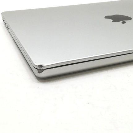 MacBook Pro M1 Pro / 14インチ / 2021 / 32GB / 1TB / シルバー / ランク:D / MKGT3J/A / 【中古品管理番号:37379】