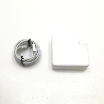 MacBook Pro Touch Bar / 16インチ / 2019 / 16GB / 1TB / スペースグレイ / ランク:C / MVVK2J/A / 【中古品管理番号:37380】