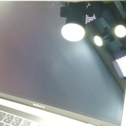 【販売強化プライス！】MacBook Pro M1 / 13インチ / Mid2020 / 8GB / 256GB / シルバー / ランク:B / MYDA2J/A / 【中古品管理番号:37382】