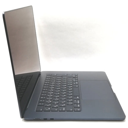 MacBook Air M2 / 15インチ / 2023 / 16GB / 512GB / ミッドナイト / ランク:B / MQKX3J/A / 【中古品管理番号:37383】