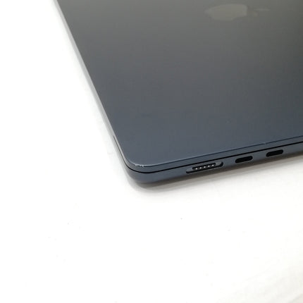 MacBook Air M2 / 15インチ / 2023 / 16GB / 512GB / ミッドナイト / ランク:B / MQKX3J/A / 【中古品管理番号:37383】