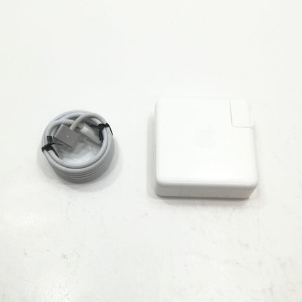 MacBook Pro M1 Pro / 14インチ / 2021 / 32GB / 1TB / シルバー / ランク:B / MKGT3J/A / 【中古品管理番号:37393】