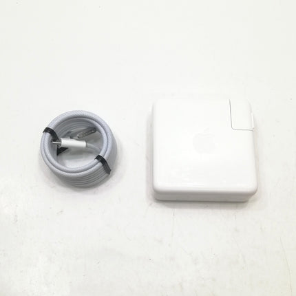 MacBook Pro M1 Pro / 14インチ / 2021 / 32GB / 1TB / シルバー / ランク:B / MKGT3J/A / 【中古品管理番号:37400】