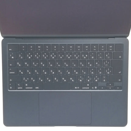 MacBook Air M4 / 13インチ / 2025 / 16GB / 256GB / ミッドナイト / ランク:A / MW123J/A / 【中古品管理番号:37409】