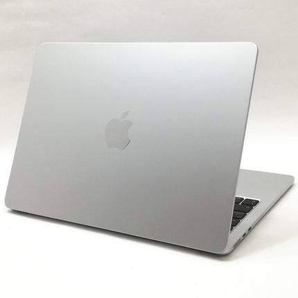 MacBook Air M2 / 13インチ / 2022(2024) / 16GB / 256GB / シルバー / ランク:B / MC7V4J/A / 【中古品管理番号:37415】