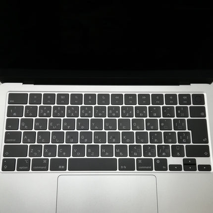 MacBook Air M2 / 13インチ / 2022(2024) / 16GB / 256GB / シルバー / ランク:B / MC7V4J/A / 【中古品管理番号:37415】