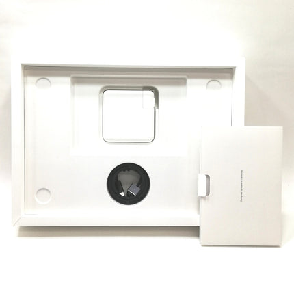 MacBook Pro M3Max / 14インチ / 2023 / 36GB / 2TB / スペースブラック / ランク:A / MRX43J/A(Max) / 【中古品管理番号:37418】