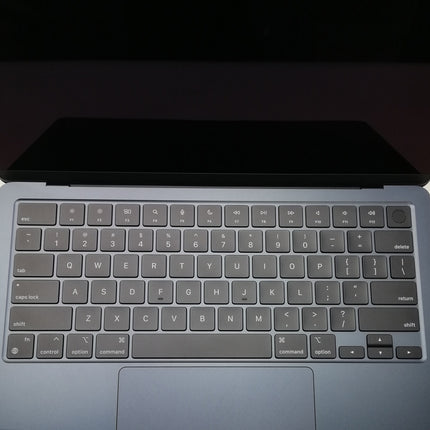 MacBook Air M3 / 13インチ / 2024 / 24GB / 256GB / ミッドナイト / ランク:A / MC8K4J/A / 【中古品管理番号:37421】