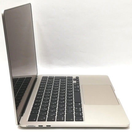 MacBook Air M3 / 13インチ / 2024 / 16GB / 256GB / スターライト / ランク:A / MC8J4J/A / 【中古品管理番号:37426】