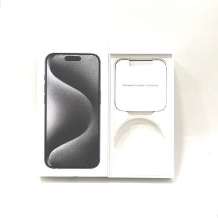 iPhone 15 Pro / 2023 / 128GB / ホワイトチタニウム / 国内版SIMフリー / ランク:B / MTU83J/A / A3101 【中古品管理番号:37430】