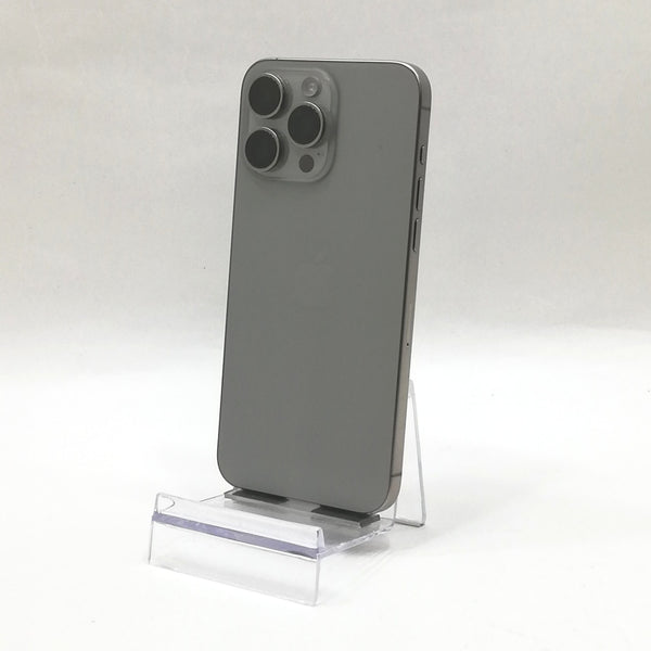 iPhone 15 Pro Max / 2023 / 256GB / ナチュラルチタニウム / 国内版SIMフリー / ランク:B / MU6R3J/A / A3105 【中古品管理番号:37437】