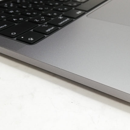 MacBook Pro M2 / 13インチ / 2022 / 16GB / 256GB / スペースグレイ / ランク:B / MNEH3J/A / 【中古品管理番号:37451】