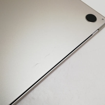 MacBook Air M2 / 13インチ / 2022 / 8GB / 256GB / スターライト / ランク:C / MLY13J/A / 【中古品管理番号:37461】