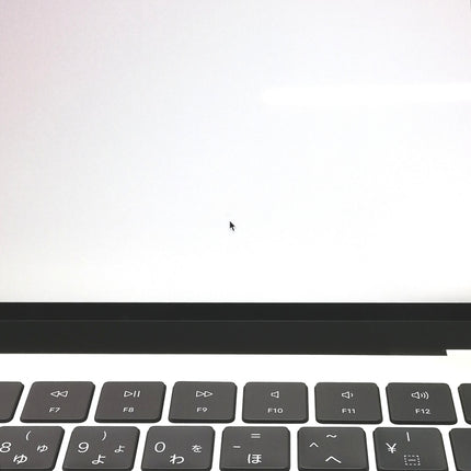 MacBook Air M2 / 13インチ / 2022 / 8GB / 256GB / スターライト / ランク:C / MLY13J/A / 【中古品管理番号:37461】