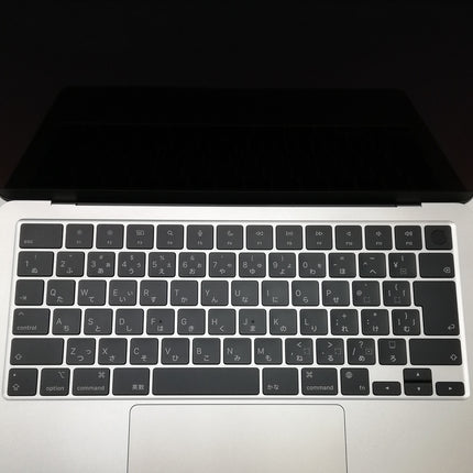 MacBook Air M2 / 13インチ / 2022 / 8GB / 256GB / スターライト / ランク:C / MLY13J/A / 【中古品管理番号:37461】