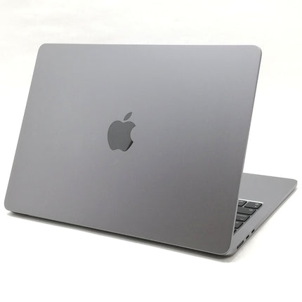 MacBook Air M2 / 13インチ / 2022 / 8GB / 256GB / スペースグレイ / ランク:B / MLXW3J/A / 【中古品管理番号:37471】