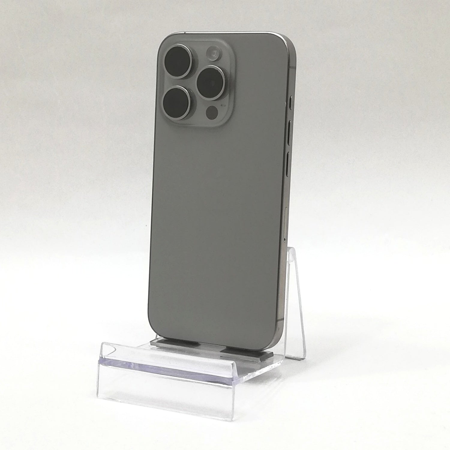 【ブラックフライデーセール】iPhone 15 Pro / 2023 / 128GB / ナチュラルチタニウム / 国内版SIMフリー / ランク:B / MTU93J/A / A3101 【中古品管理番号:37500】