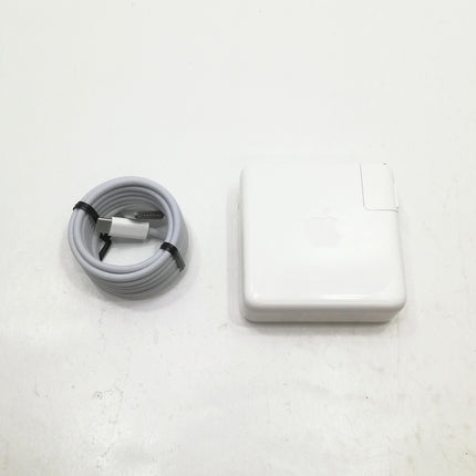 MacBook Pro M1 Pro / 14インチ / 2021 / 32GB / 1TB / シルバー / ランク:B / MKGT3J/A / 【中古品管理番号:37501】