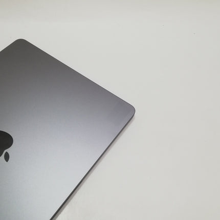 MacBook Air M2 / 13インチ / 2022 / 16GB / 512GB / スペースグレイ / ランク:B / MLXW3J/A / 【中古品管理番号:37553】