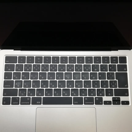 MacBook Air M2 / 13インチ / 2022 / 16GB / 512GB / スターライト / ランク:C / MLY13J/A / 【中古品管理番号:37555】