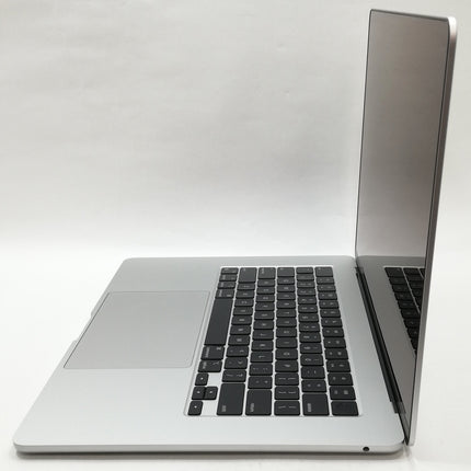 MacBook Air M3 / 15インチ / 2024 / 16GB / 512GB / シルバー / ランク:A / MXD23J/A / 【中古品管理番号:37582】