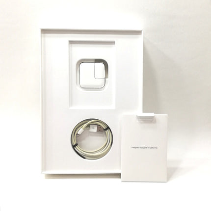 iPad Air / Wi-Fi+Cellularモデル / 10.5インチ / 第3世代 / 2019 / 256GB / シルバー / SoftBank版SIMロック解除品 / ランク:C / MV0P2J/A / A2123 【中古品管理番号:37608】