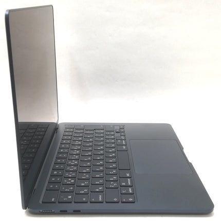 MacBook Air M4 / 13インチ / 2025 / 16GB / 256GB / ミッドナイト / ランク:B / MW123J/A / 【中古品管理番号:37614】