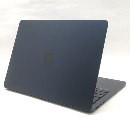 MacBook Air M4 / 13インチ / 2025 / 16GB / 256GB / ミッドナイト / ランク:B / MW123J/A / 【中古品管理番号:37614】