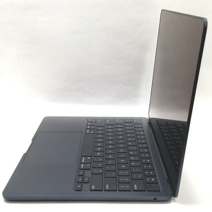 MacBook Air M2 / 13インチ / 2022 / 24GB / 512GB / ミッドナイト / ランク:B / MLY33J/A / 【中古品管理番号:37616】