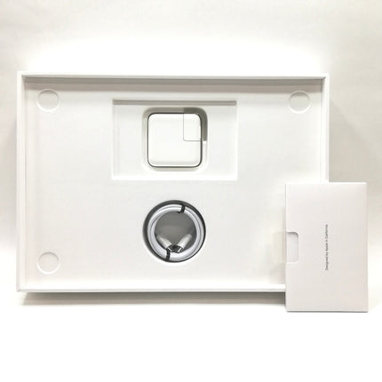 MacBook Air M1 / 13インチ / Mid2020 / 8GB / 256GB / シルバー / ランク:B / MGN93J/A / 【中古品管理番号:37617】