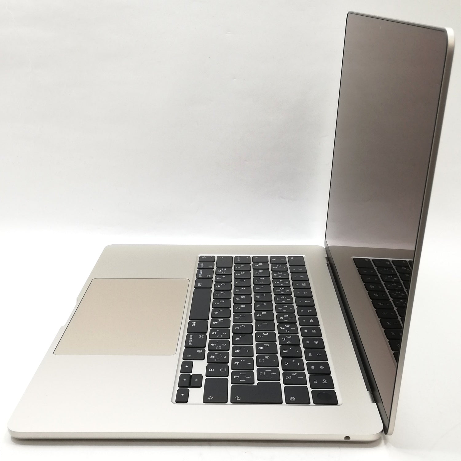 MacBook 中古 販売】MacBook Air M3 / 15インチ / 2024 / 16GB / 256GB
