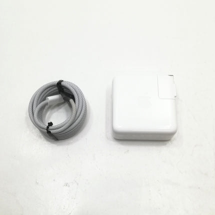 MacBook Air M2 / 13インチ / 2022 / 16GB / 512GB / スペースグレイ / ランク:B / MLXW3J/A / 【中古品管理番号:37646】