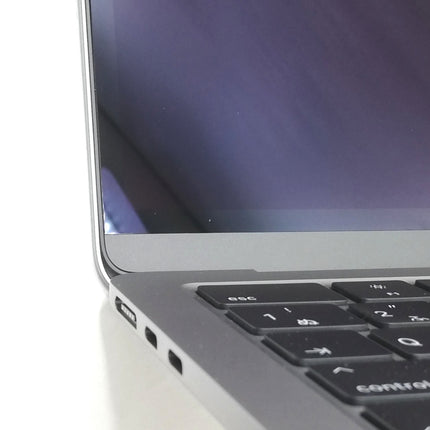 MacBook Air M2 / 13インチ / 2022 / 16GB / 512GB / スペースグレイ / ランク:B / MLXW3J/A / 【中古品管理番号:37646】