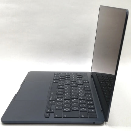 MacBook Air M2 / 13インチ / 2022 / 8GB / 256GB / ミッドナイト / ランク:C / MLY33J/A / 【中古品管理番号:37649】