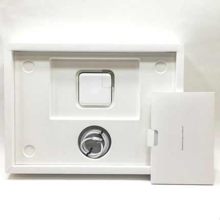 MacBook Pro M3Pro / 14インチ / 2023 / 18GB / 512GB / シルバー / ランク:A / MRX63J/A / 【中古品管理番号:37652】