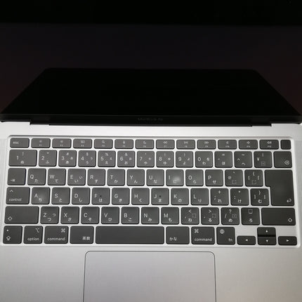 MacBook Air M1 / 13インチ / Mid2020 / 8GB / 256GB / スペースグレイ / ランク:B / MGN63J/A / 【中古品管理番号:37665】