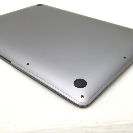 MacBook Air M1 / 13インチ / Mid2020 / 8GB / 256GB / スペースグレイ / ランク:C / MGN63J/A / 【中古品管理番号:37673】