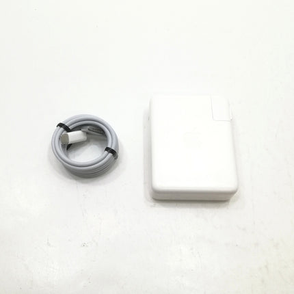 MacBook Pro M1 Max / 16インチ / 2021 / 32GB / 1TB / シルバー / ランク:C / MK1F3J/A(MAX) / 【中古品管理番号:37674】