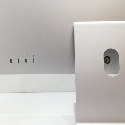 iMac M1 / 24インチ / Mid 2021 / 8GB / 256GB / シルバー / ランク:C / MGPC3J/A / 【中古品管理番号:37682】