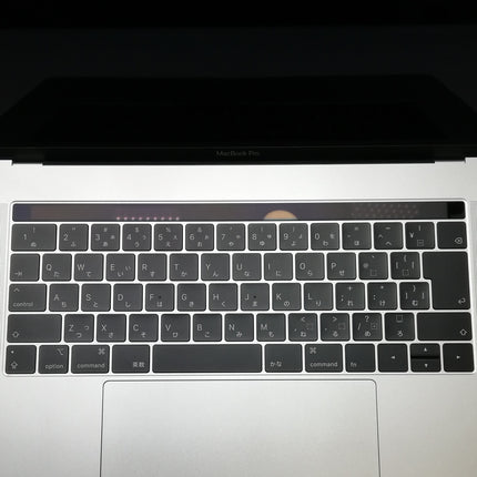 MacBook Pro Touch Bar / 15インチ / 2019 / 32GB / 512GB / シルバー / ランク:C / MV932J/A / 【中古品管理番号:37685】