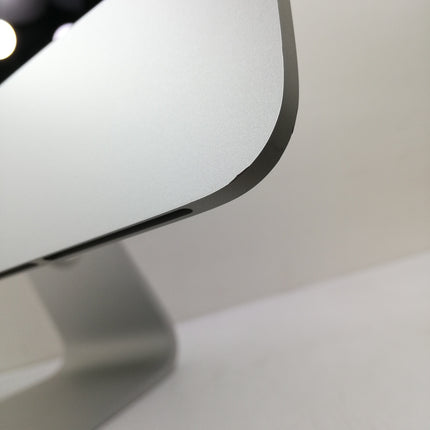 iMac Retina 5K / 27インチ / 2019 / 40GB / 2TB / シルバー / ランク:C / MRR12J/A / 【中古品管理番号:37690】