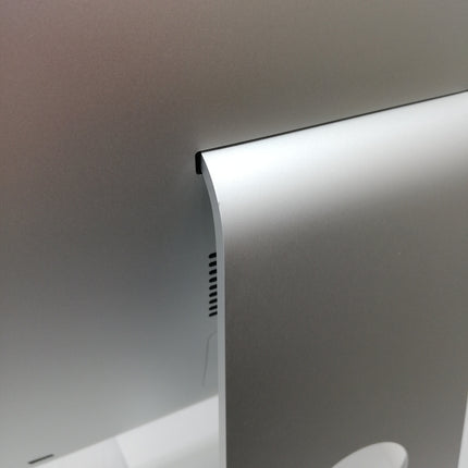 iMac Retina 5K / 27インチ / 2019 / 8GB / 2TB / シルバー / ランク:C / MRR12J/A / 【中古品管理番号:37692】