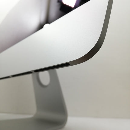 iMac Retina 5K / 27インチ / 2019 / 8GB / 2TB / シルバー / ランク:C / MRR12J/A / 【中古品管理番号:37692】