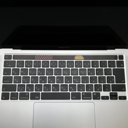 MacBook Pro M1 / 13インチ / Mid2020 / 8GB / 512GB / シルバー / ランク:C / MYDC2J/A / 【中古品管理番号:37703】