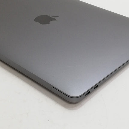 MacBook Air M1 / 13インチ / Mid2020 / 8GB / 256GB / スペースグレイ / ランク:B / MGN63J/A / 【中古品管理番号:37715】