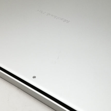 MacBook Pro M1 Pro / 16インチ / 2021 / 16GB / 512GB / シルバー / ランク:B / MK1E3J/A / 【中古品管理番号:37717】