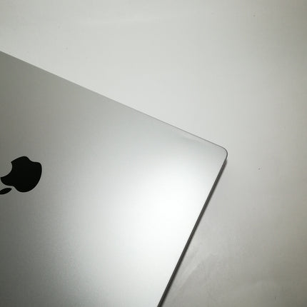 MacBook Pro M1 Pro / 16インチ / 2021 / 16GB / 512GB / シルバー / ランク:B / MK1E3J/A / 【中古品管理番号:37717】